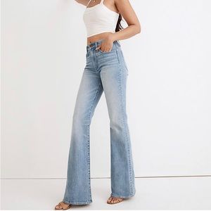 The Perfect Vintage Flare Jeans in Delavan Wash